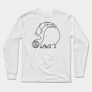 Cute Fat Cat with ball of Thread Long Sleeve T-Shirt